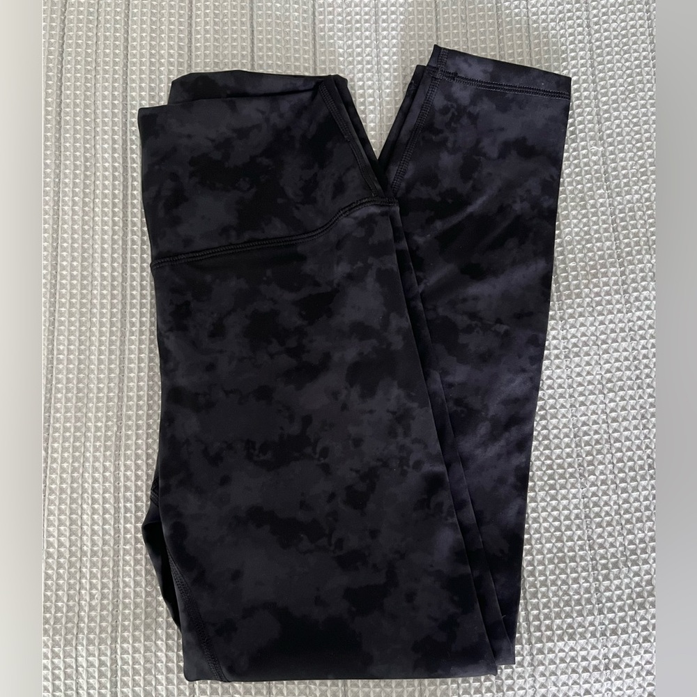 CRZ yoga black camo/tie dye leggings
